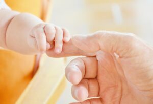 顔の脂肪吸引と体重減少にはどのような関係があるのか？