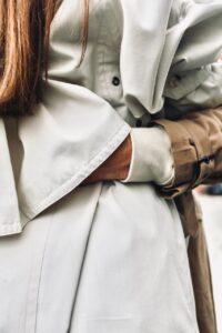 顔脂肪吸引を彼氏にバレることなく行うための対策は？