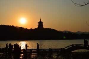 顔脂肪吸引が受けられるクリニックは広島や中国地方にどれくらいある？