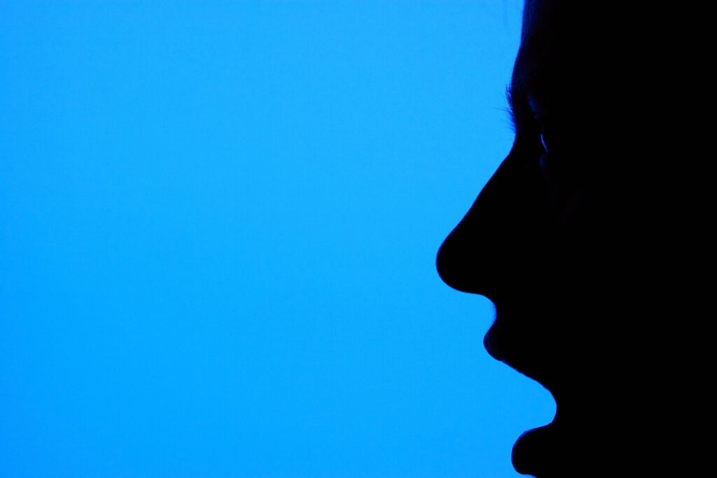 顔の脂肪吸引は面接の予定をいつ受けるべき？